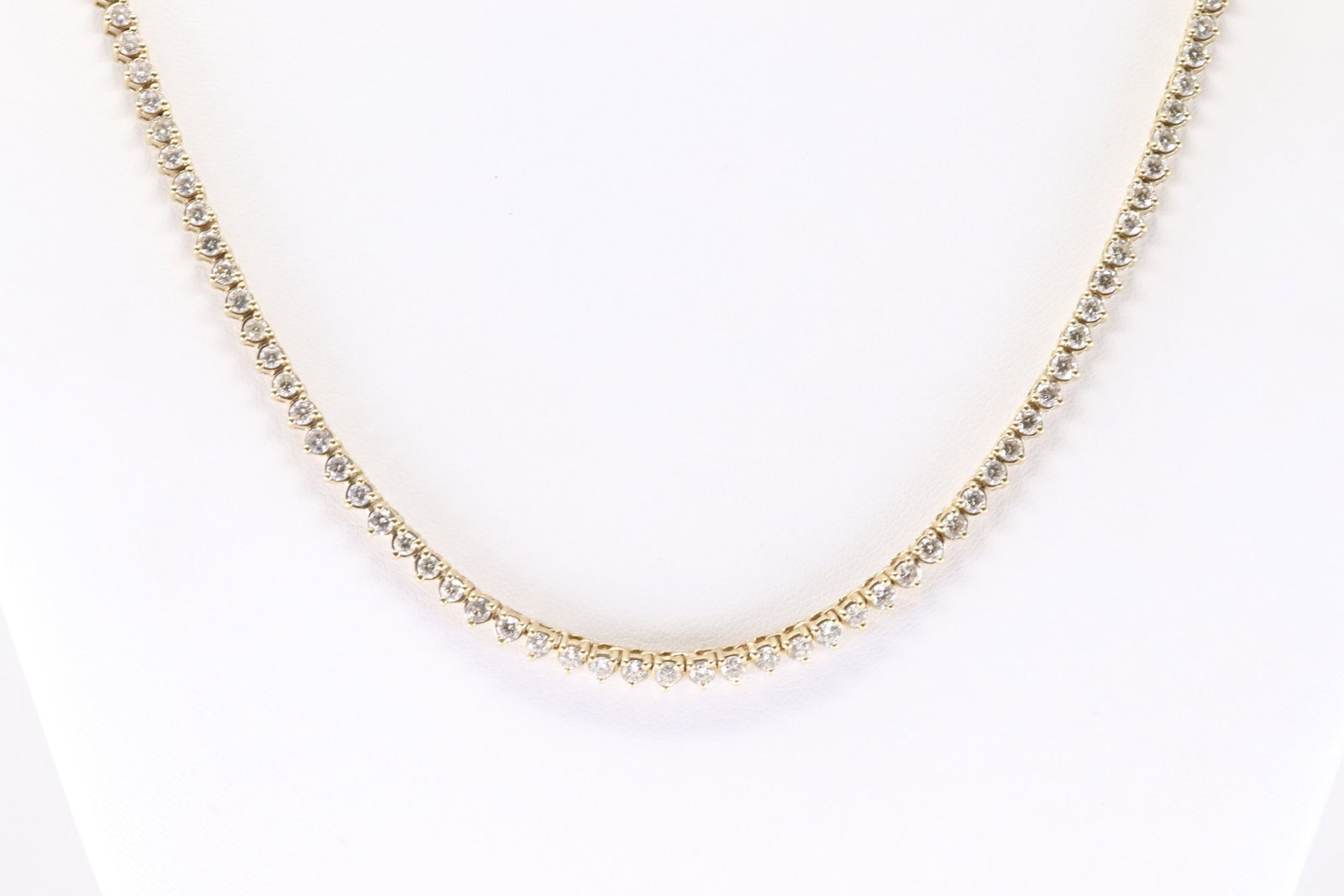 Diamond Tennis Necklace. (1 of 5)