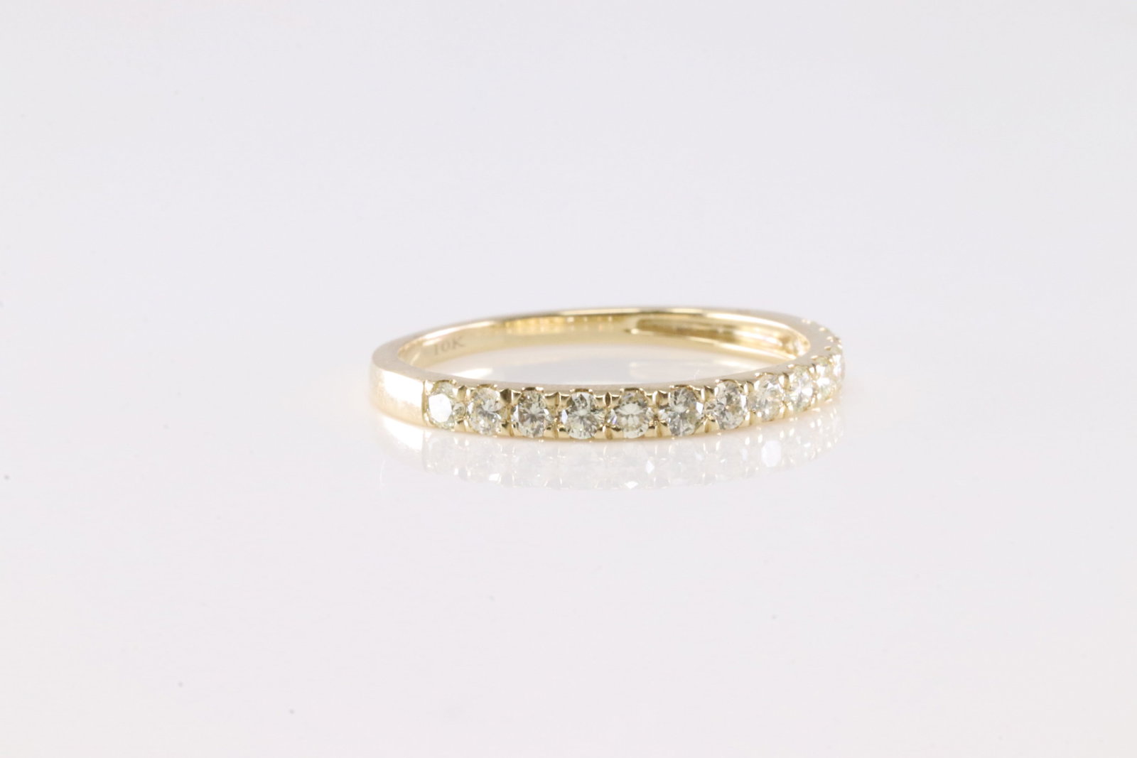 Dimaond Ring 10Kt. - 2