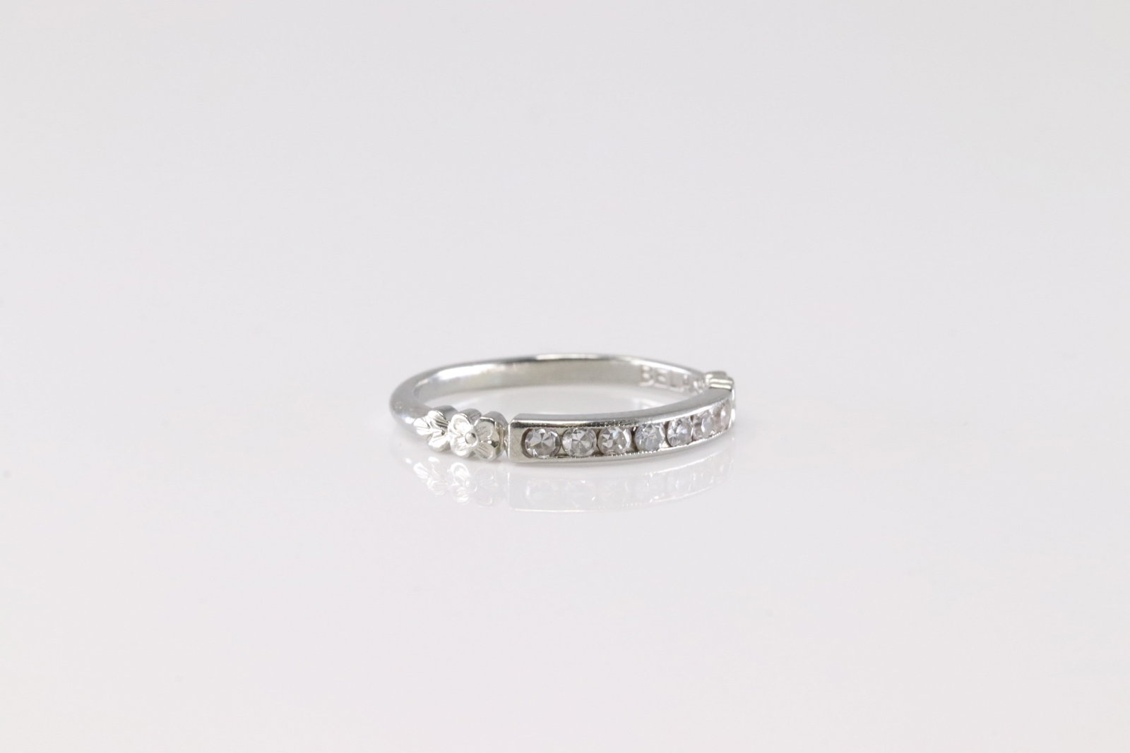 Diamond Ring 18Kt. - 2