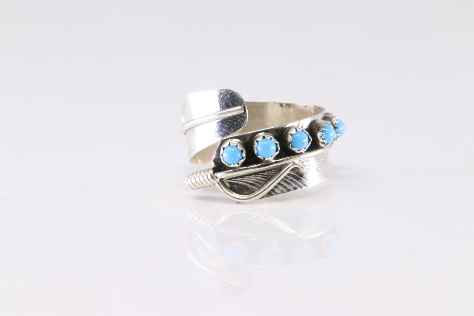 America Sterling Silver Turquoise Feather Ring. (1 of 4)