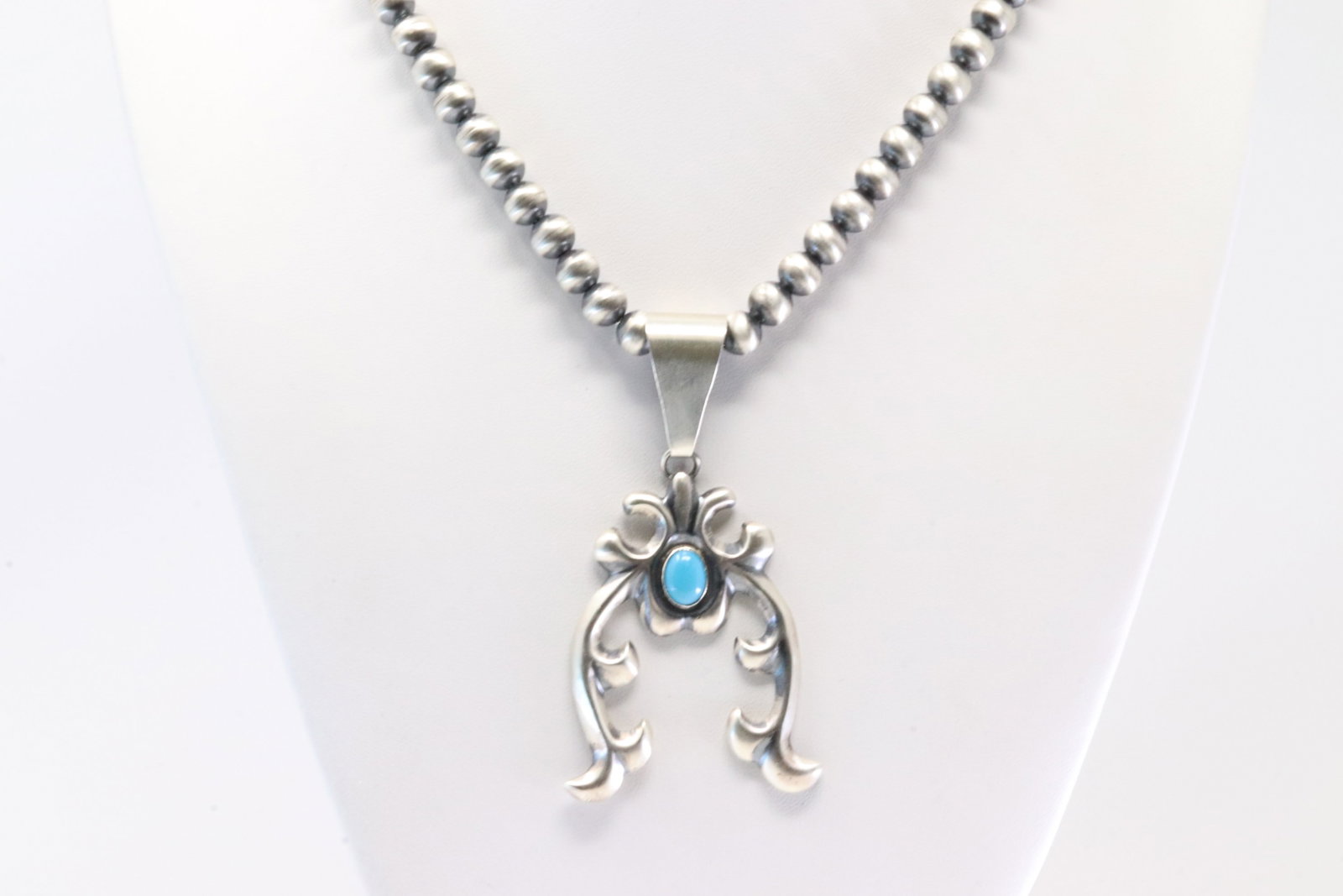 Native America Navajo Sterling Silver Turquoise Naja Pearl Beaded Necklace By Eugene Gruber.: This is a Native America Navajo Sterling Silver Turquoise Naja Pearl Beaded Necklace By Eugene Gruber. Necklace length; 20.00"
