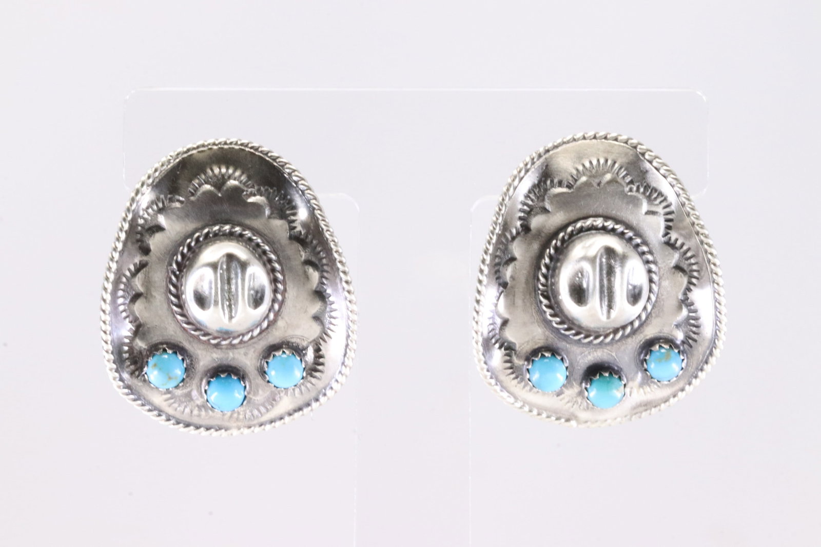 Native America Navajo Sterling Silver Turquoise Cowboy Hat Post Earring's By Bobby Platero.: This is a Native America Navajo Sterling Silver Turquoise Cowboy Hat Post Earring's By Bobby Platero. Stamp From R.B Company.