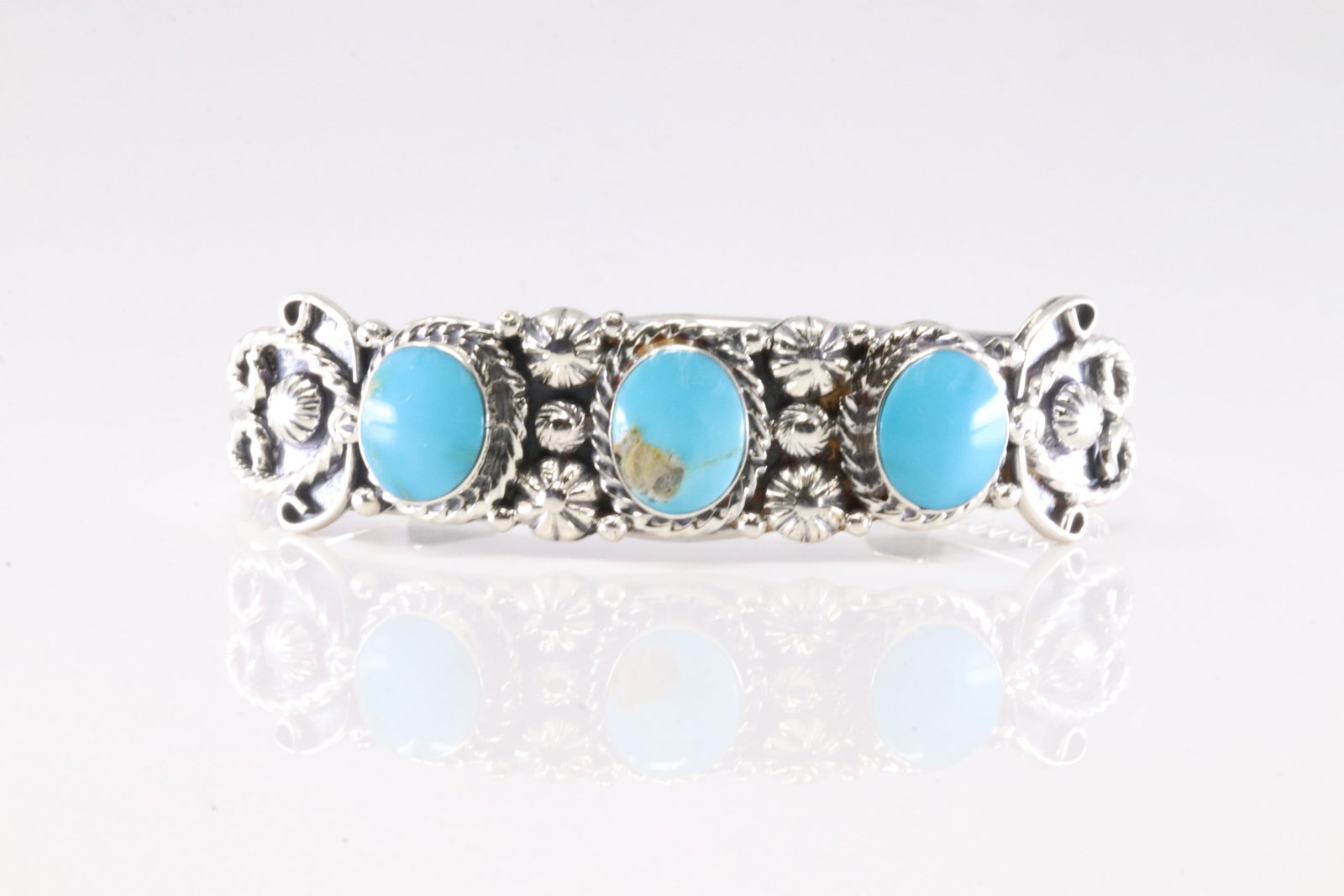 Native American Navajo Sterling Silver Turquoise Bracelet Cuff. Stamp From R.B Company.: This is a Native American Navajo Sterling Silver Turquoise Bracelet Cuff. Stamp From R.B Company.