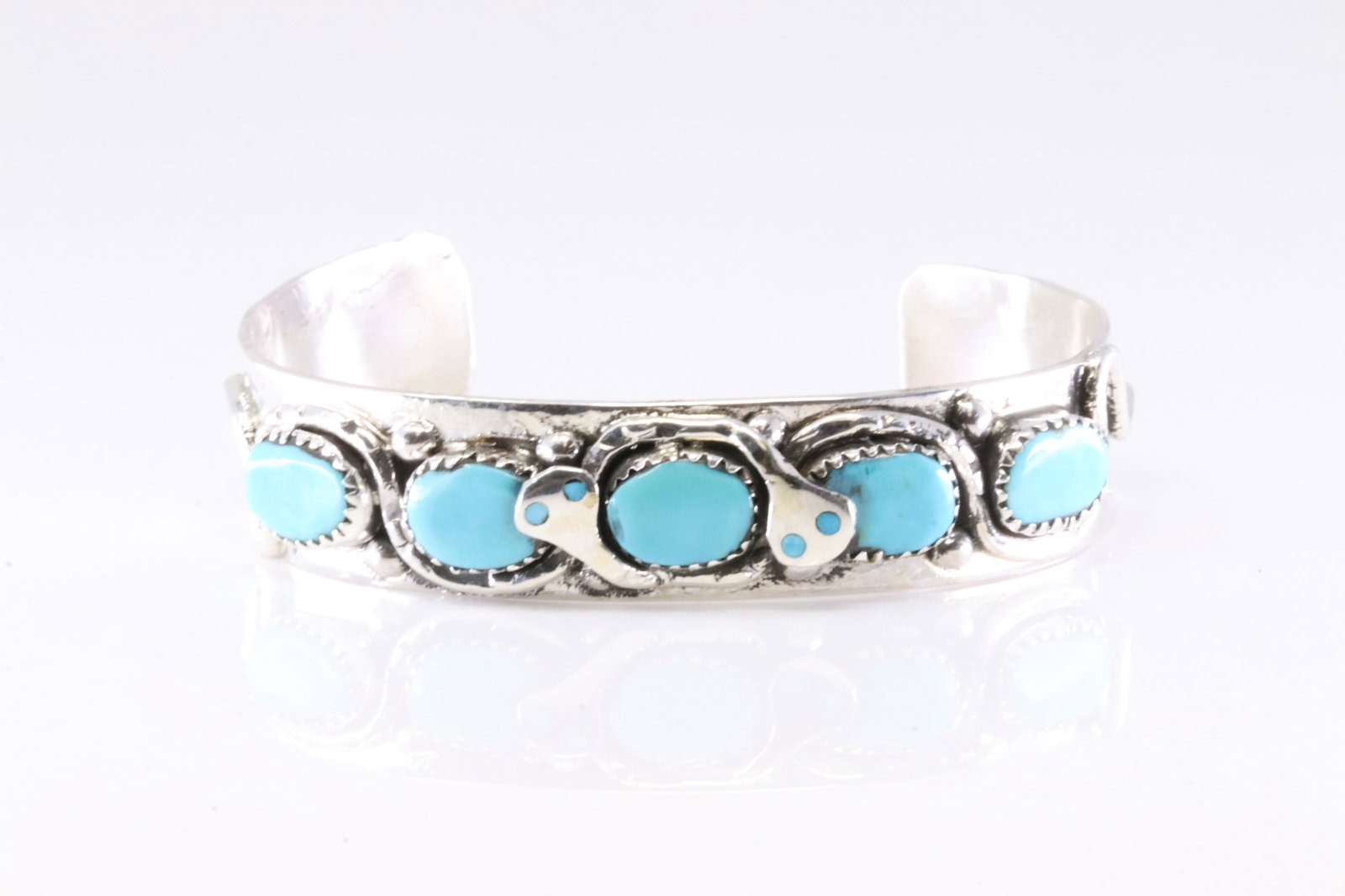Native America Zuni Sterling Silver Turquoise Bracelet Cuff By Effie C.: This is a Native America Zuni Sterling Silver Turquoise Bracelet Cuff By Effie C.