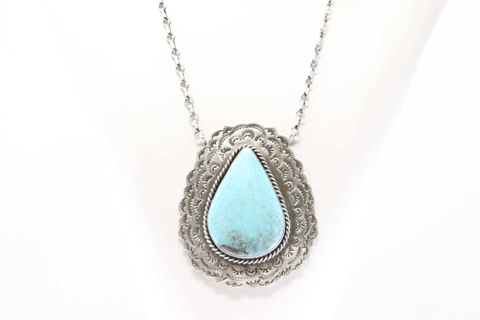 Native America Navajo Sterling Silver Kingman Turquoise Necklace By R.E. (1 of 4)