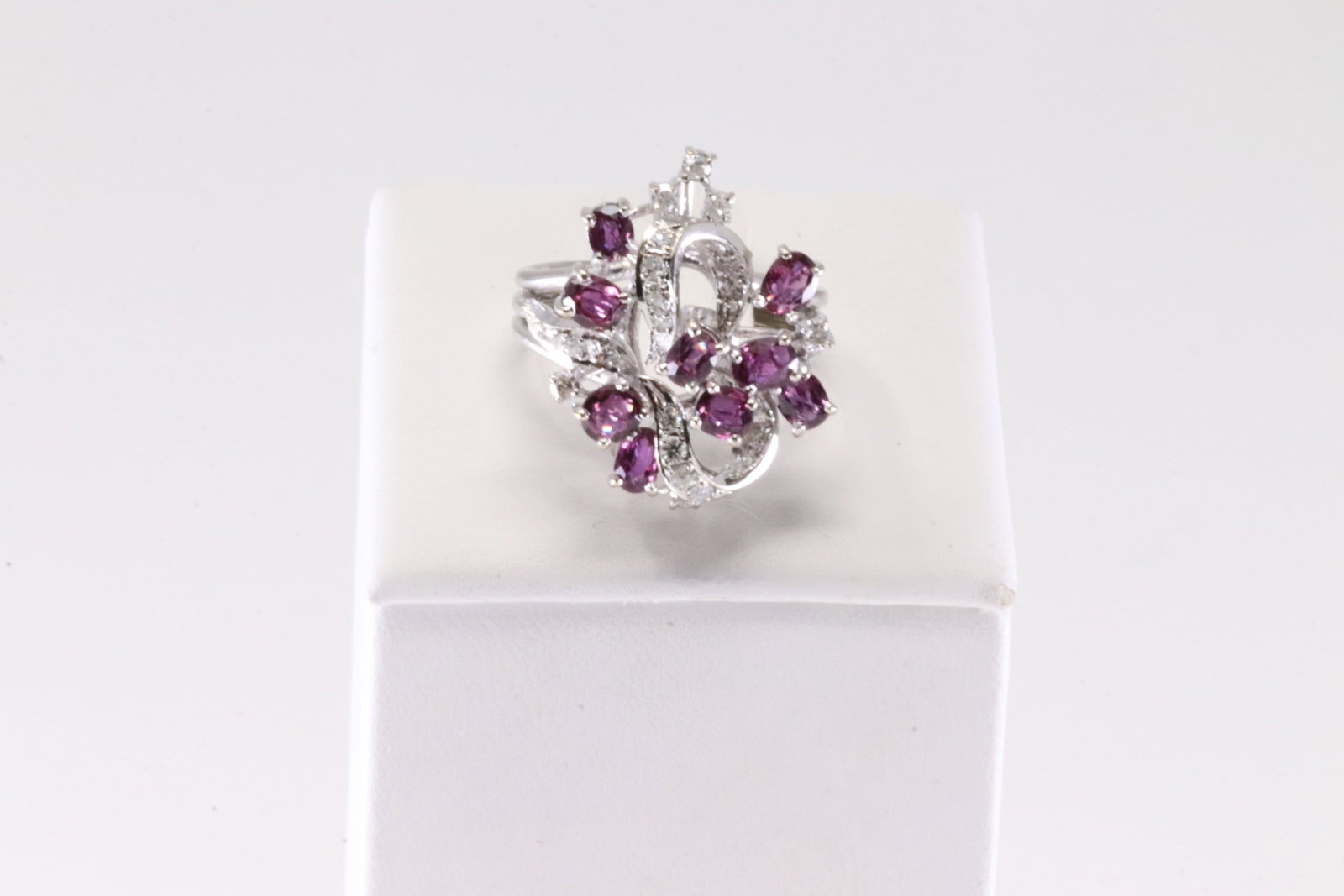 Ruby & Diamond Ring 18Kt. (1 of 4)