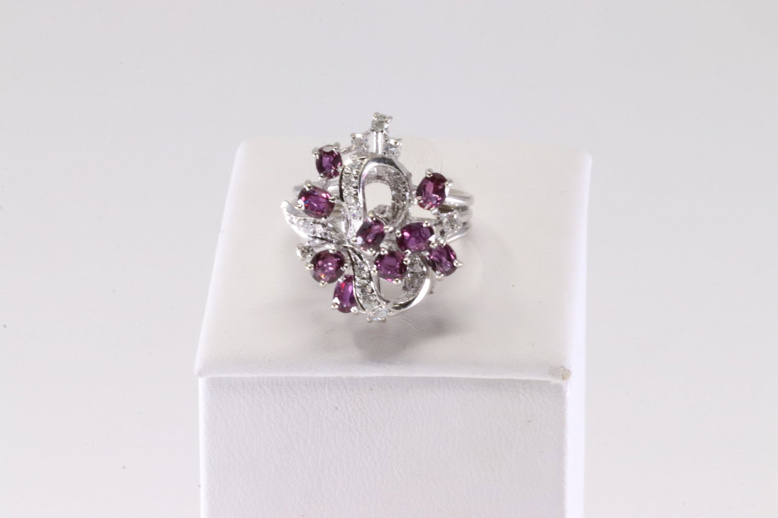 Ruby & Diamond Ring 18Kt. - 2