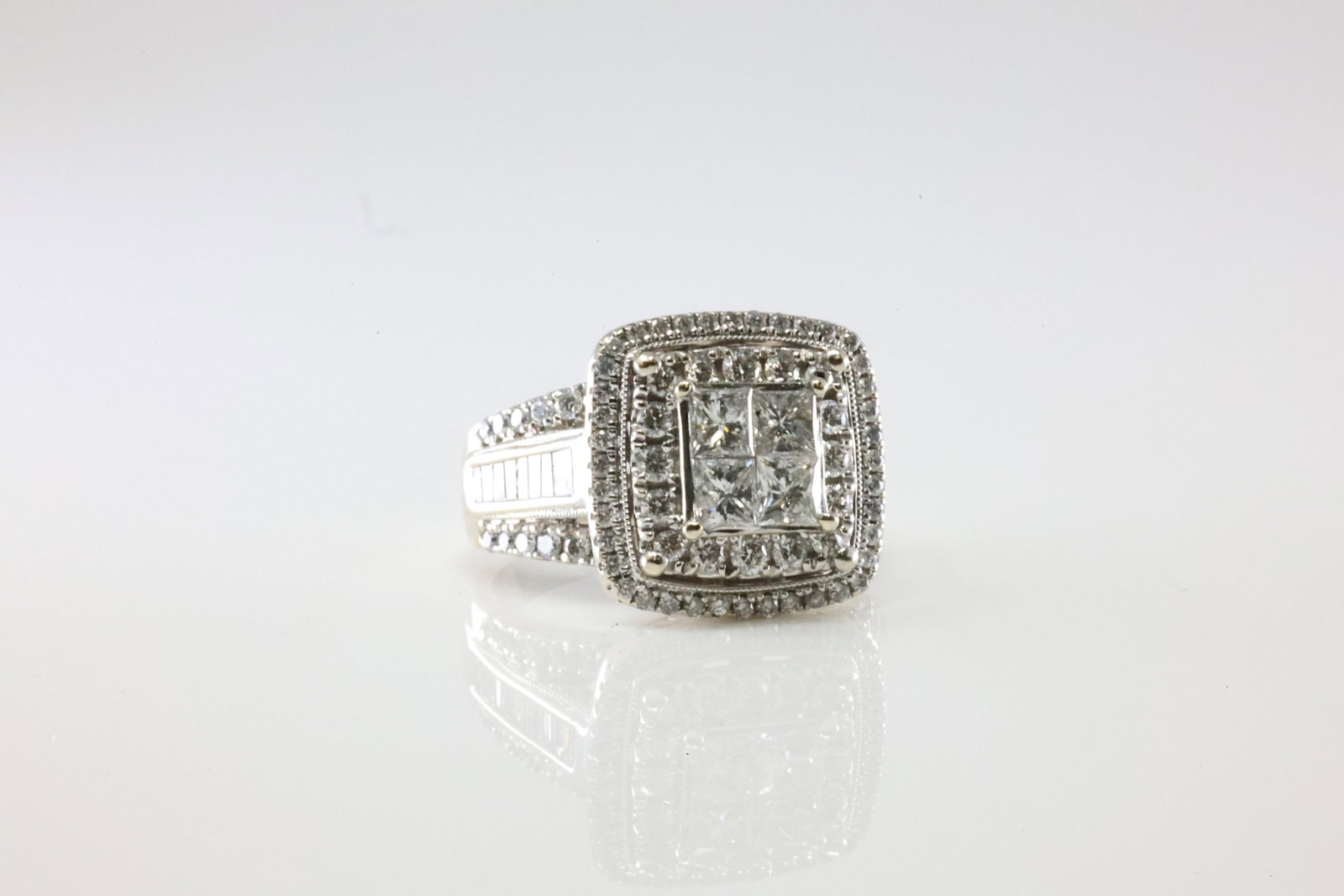 Diamond Ring 14Kt. - 3