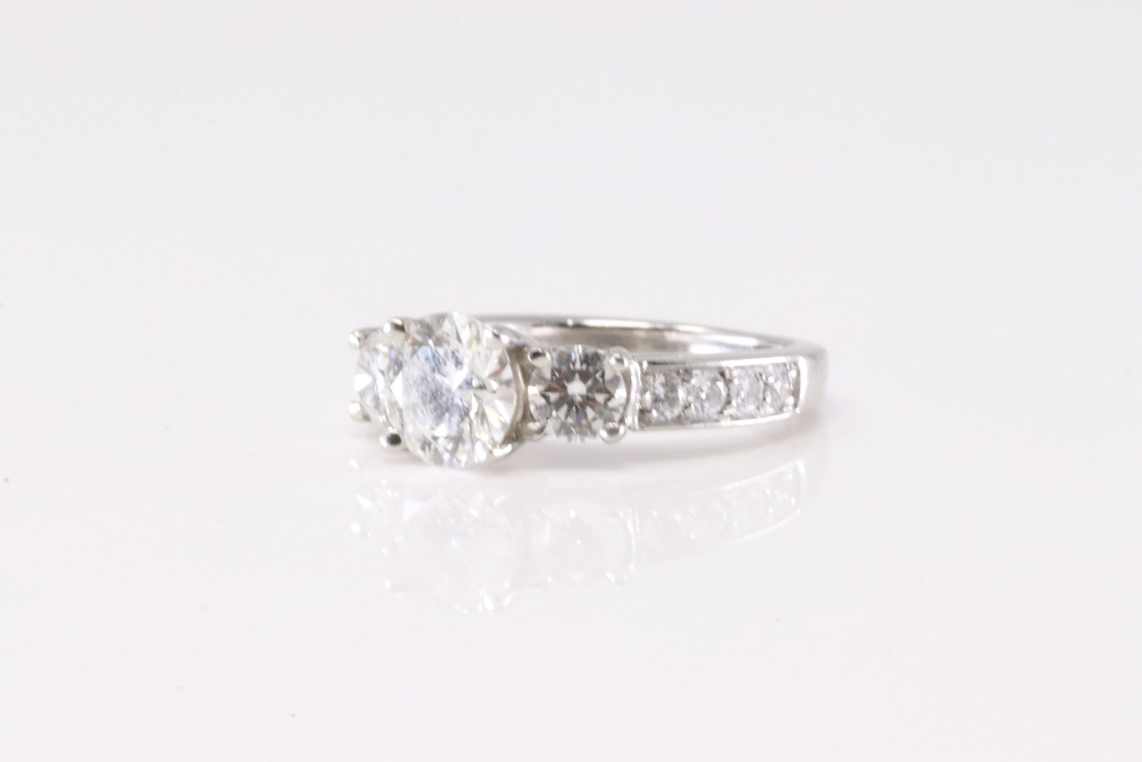 Platinum Diamond Ring. - 3