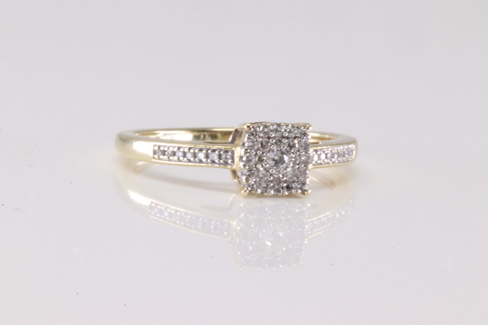 Diamond Ring 10Kt. - 3