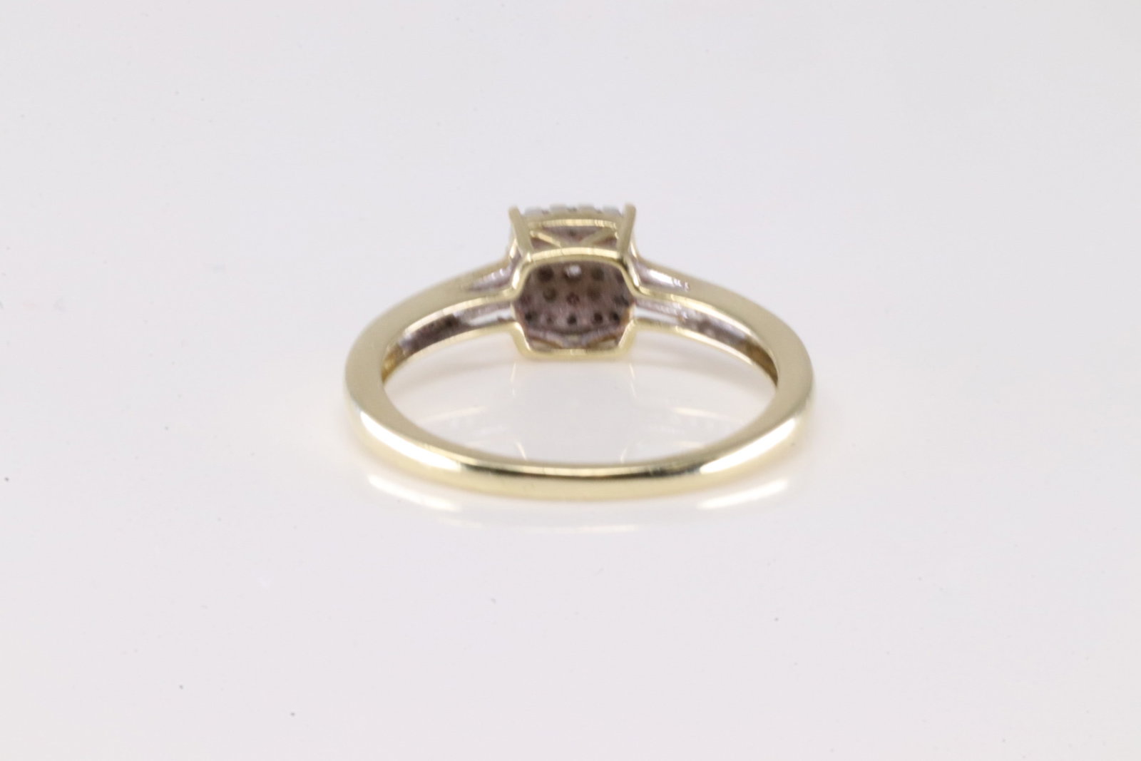 Diamond Ring 10Kt. - 4