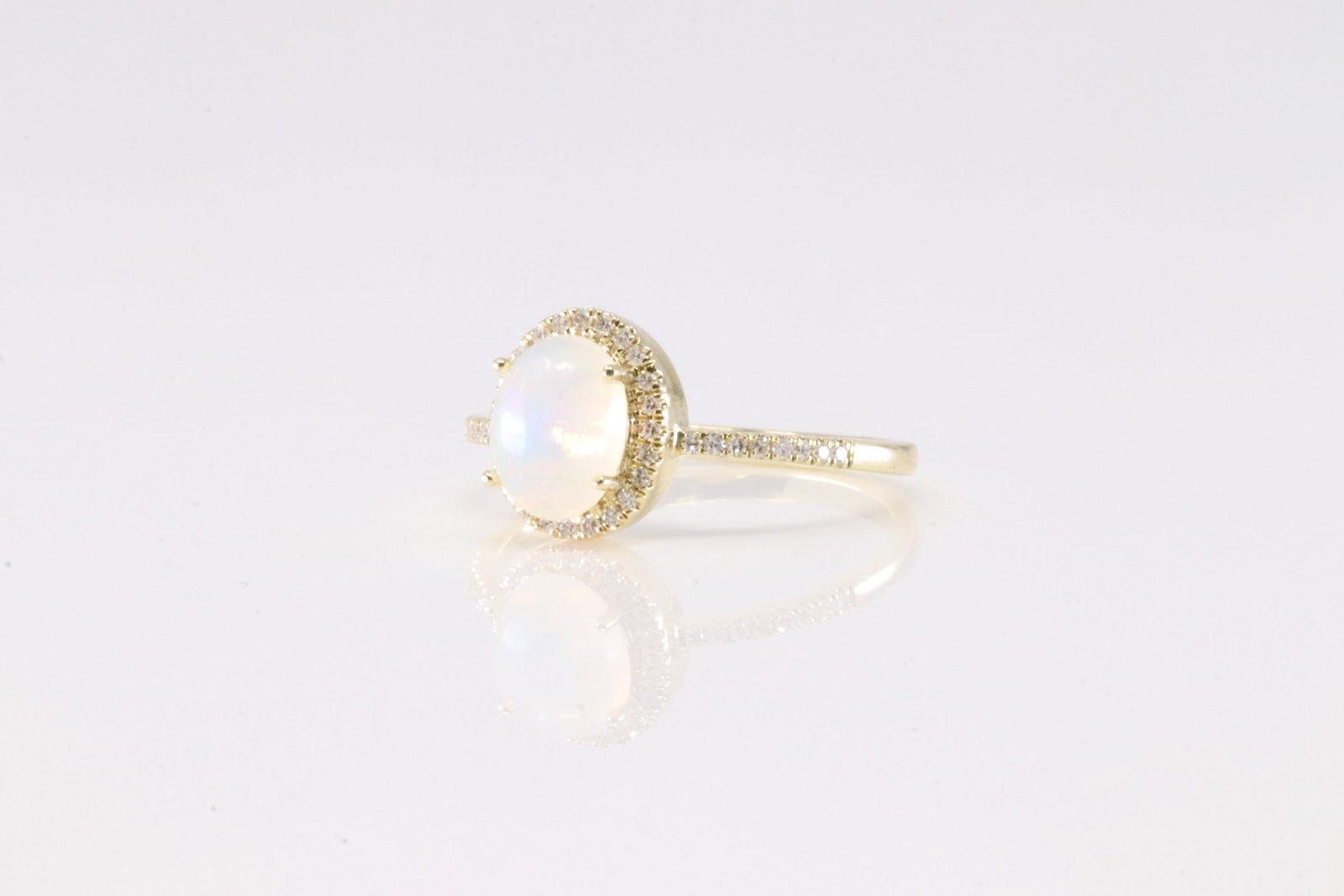 Opal & Diamond Ring 10Kt. - 3