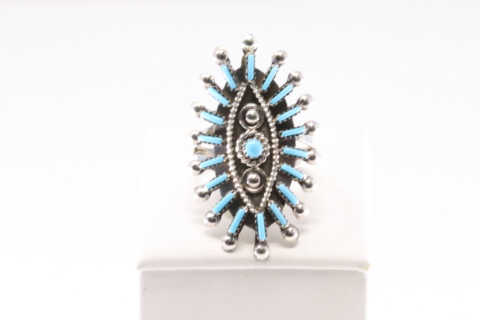 Native America Zuni Sterling Silver Turquoise Needlpoint Ring By P.G.: This is a Native America Zuni Sterling Silver Turquoise Needlpoint Ring By P.G. Ring size: 7.75.