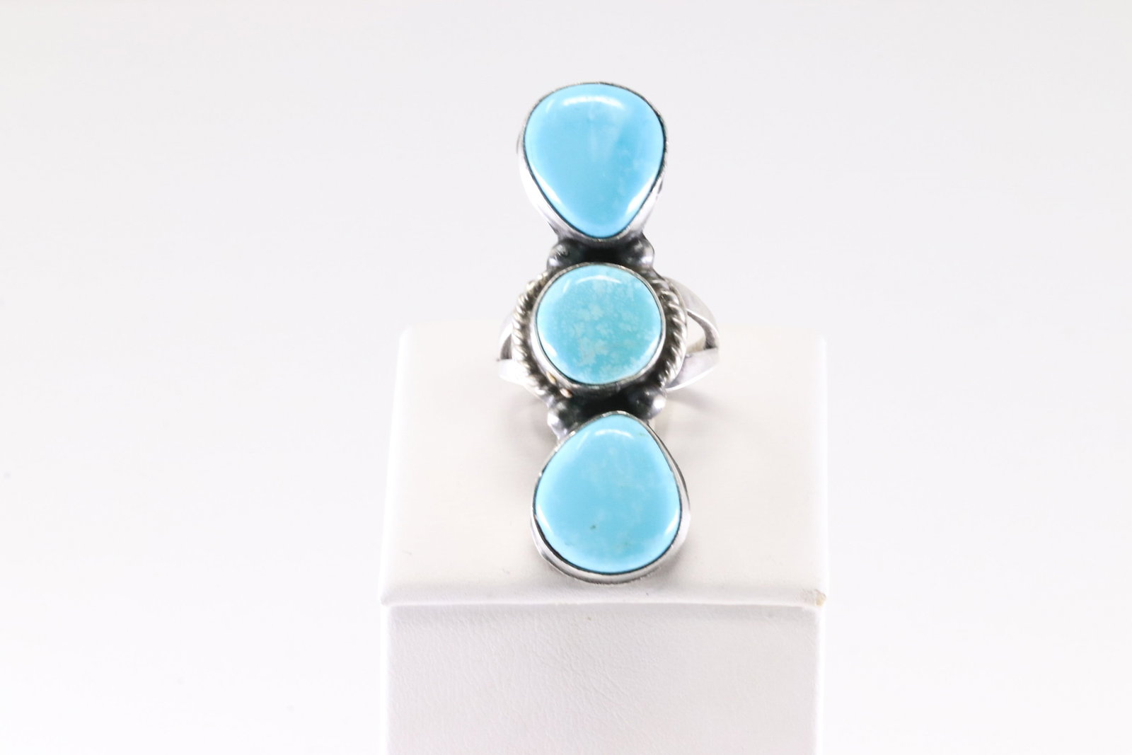 Native America Navajo Sterling Silver Turquoise Ring By M.: This is a Native America Navajo Sterling Silver Turquoise Ring By M. Ring size: 7.00.