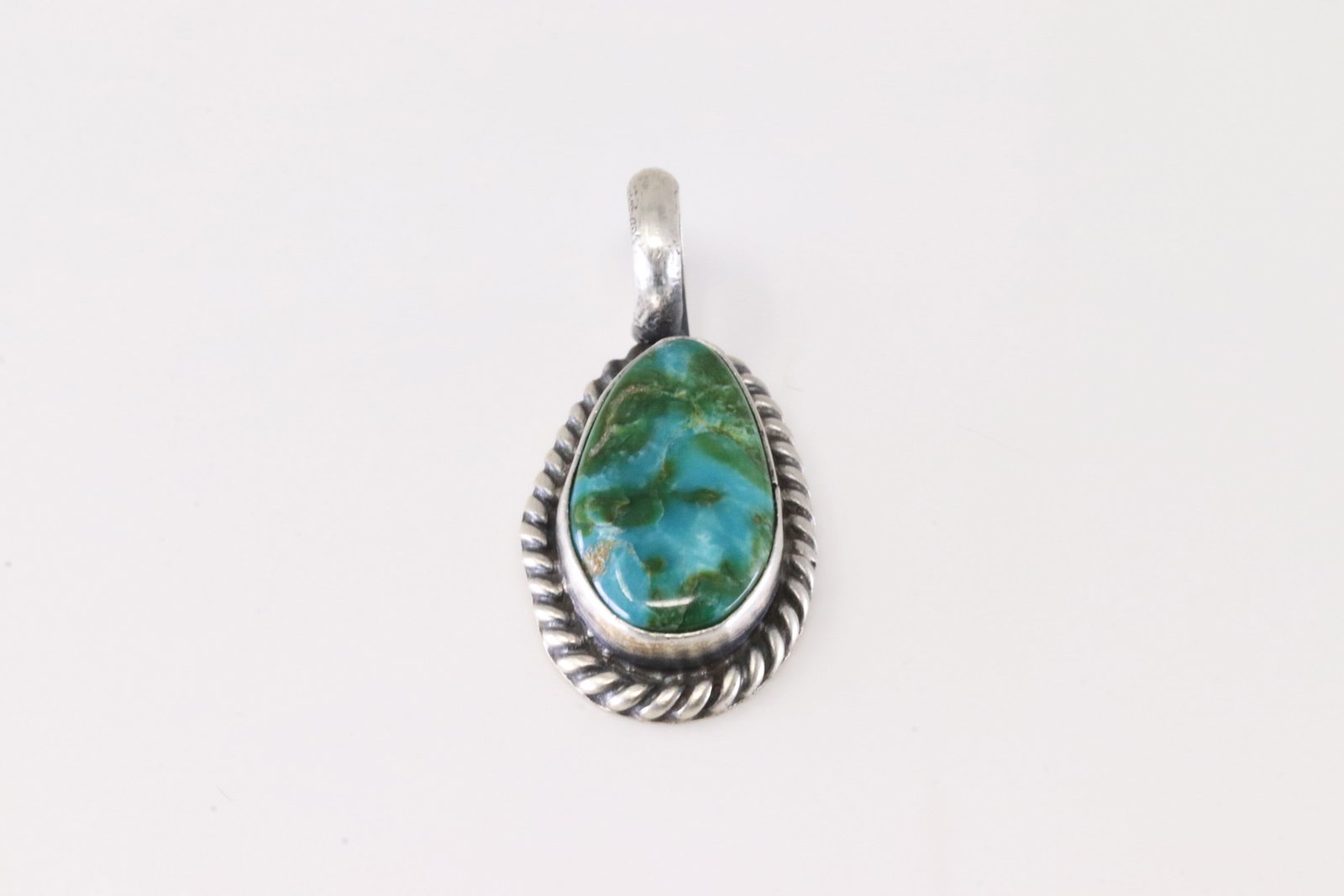 Native America Navajo Sterling Silver Sonora Gold Turquoise Pendant By Dixon.: This is a Native America Navajo Sterling Silver Sonora Gold Turquoise Pendant By Dixon.