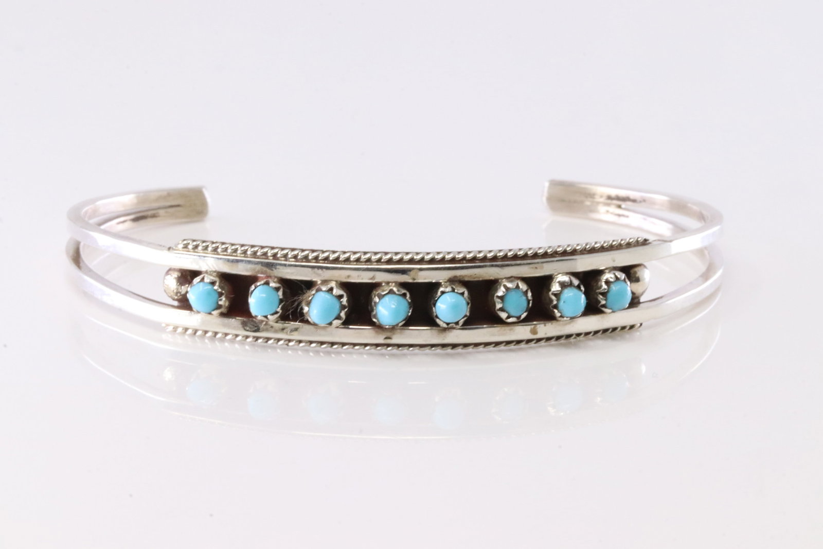 Native America Zuni Sterling Silver Turquoise Bracelet Cuff By A.L.: This is a Native America Zuni Sterling Silver Turquoise Bracelet Cuff By A.L. Stamp AL.