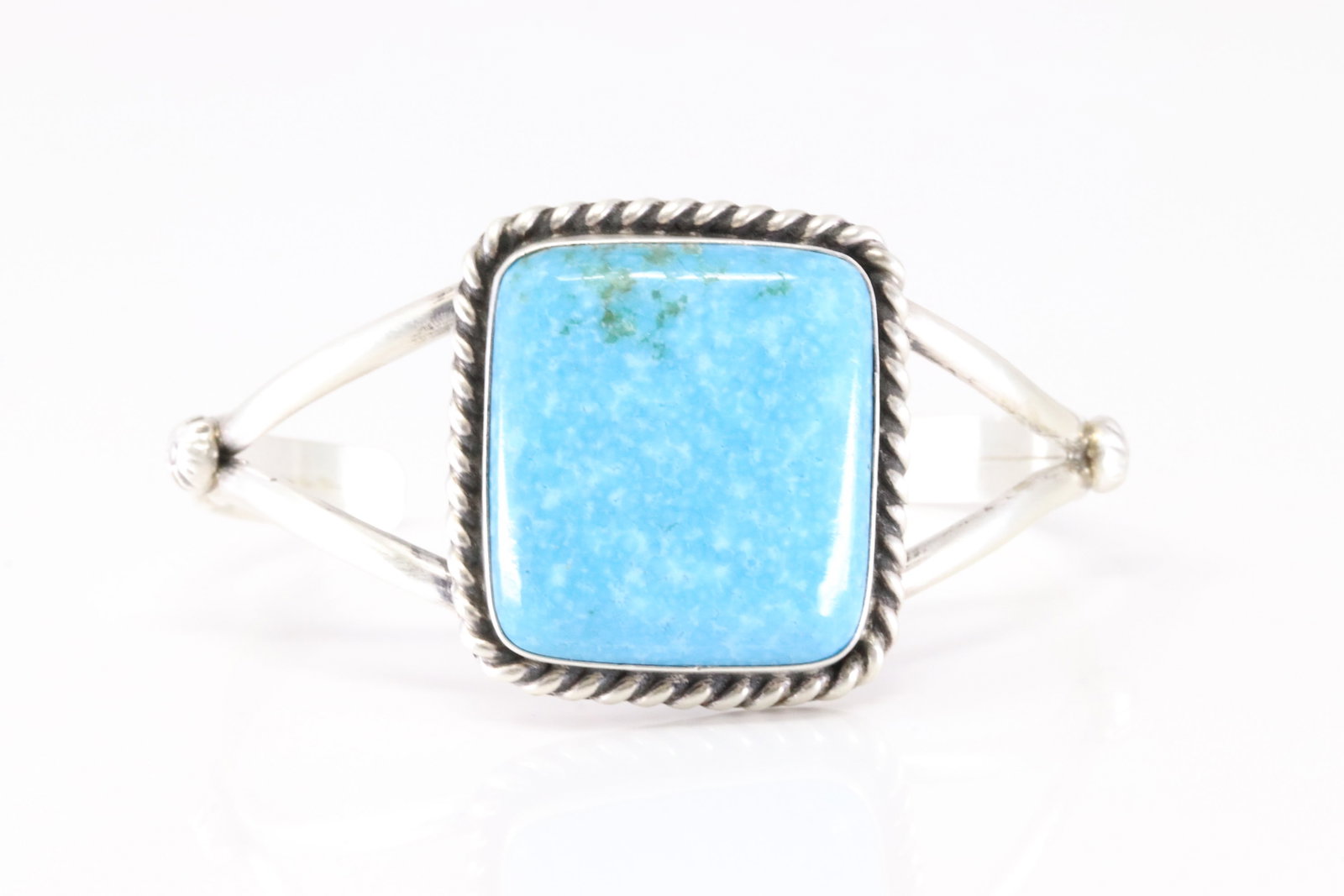 Native America Navajo Sterling Silver Kingman Turquoise Bracelet Cuff By Augustine Largo.: This is a Native America Navajo Sterling Silver Kingman Turquoise Bracelet Cuff By Augustine Largo. Stamp AL.
