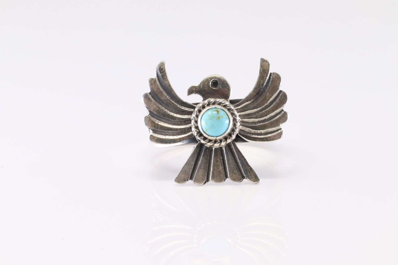 Native America Navajo Sterling Silver Turquoise Thunderbird Ring By Delayne Reeves.: This is a Native America Navajo Sterling Silver Turquoise Thunderbird Ring By Delayne Reeves. Ring size: 11.00.