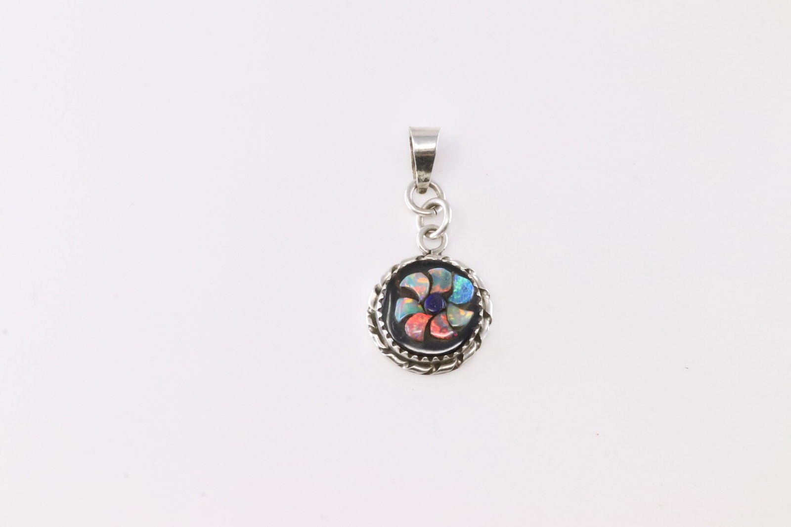 America Sterling Silver Multi-Color Stone Flower Pendant.: This is a America Sterling Silver Multi-Color Stone Flower Pendant.