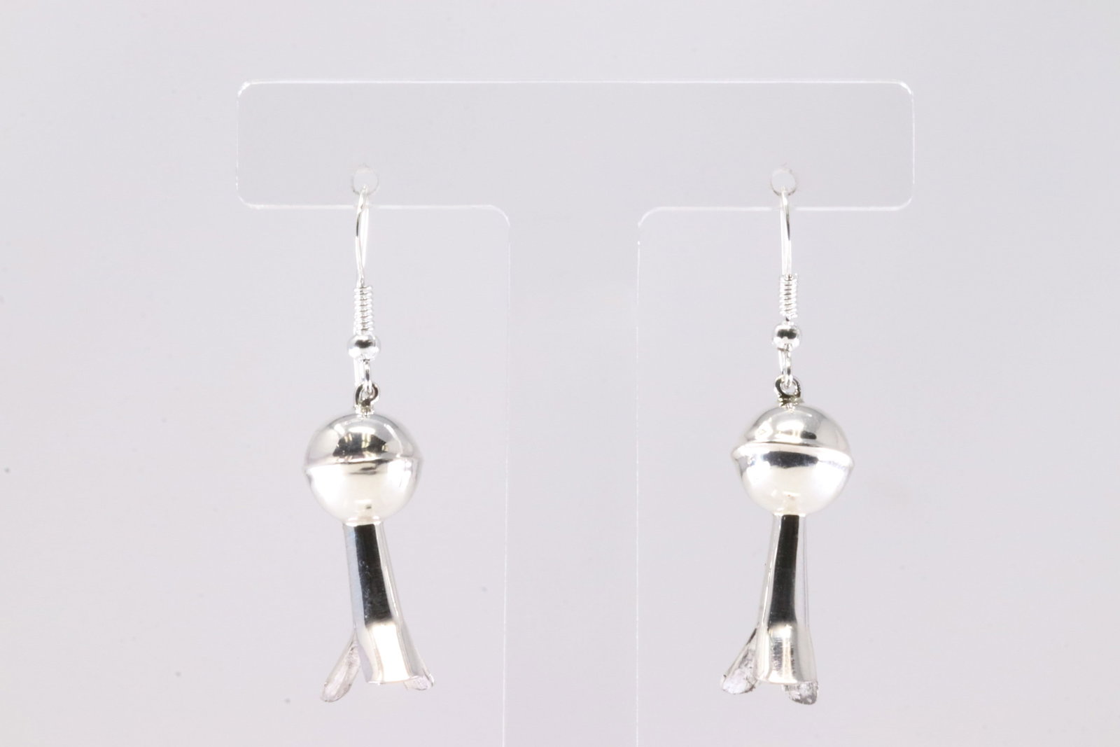 American Sterling Silver Blossom Dangling Earring's.: This is a American Sterling Silver Blossom Dangling Earring's.