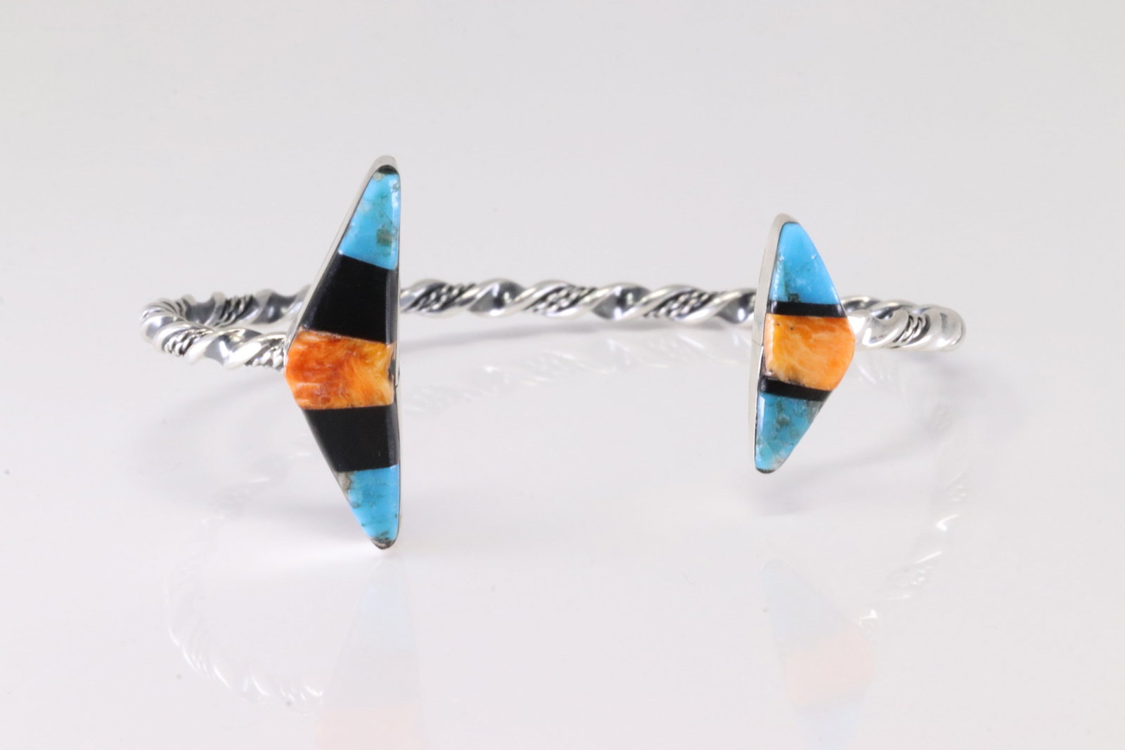American Sterling Silver Multi-Color Stone Bracelet Cuff.: This is a American Sterling Silver Multi-Color Stone Bracelet Cuff.