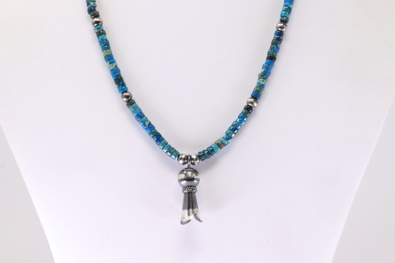 None Native American Sterling Silver Azurite Stone / Blossom Pendant / Necklace.: This is a None Native American Sterling Silver Azurite Stone / Blossom Pendant / Necklace. Necklace length: 18.00"