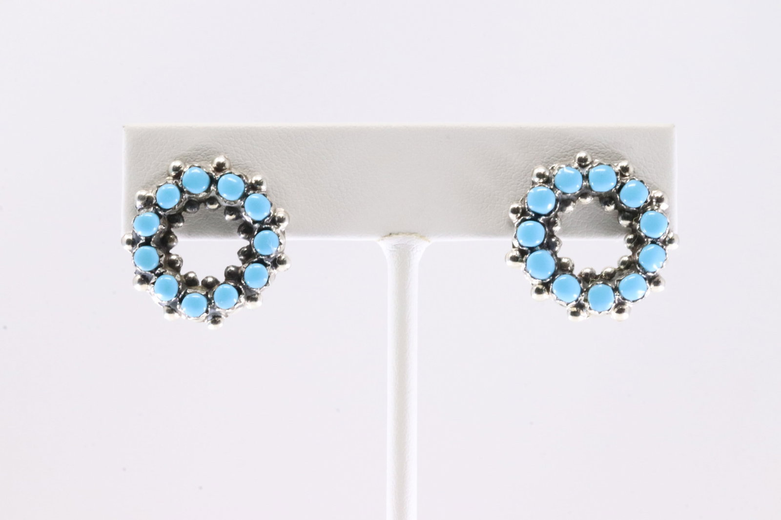 American Sterling Silver Turquoise Post Earring's.: This is a American Sterling Silver Turquoise Post Earring's.