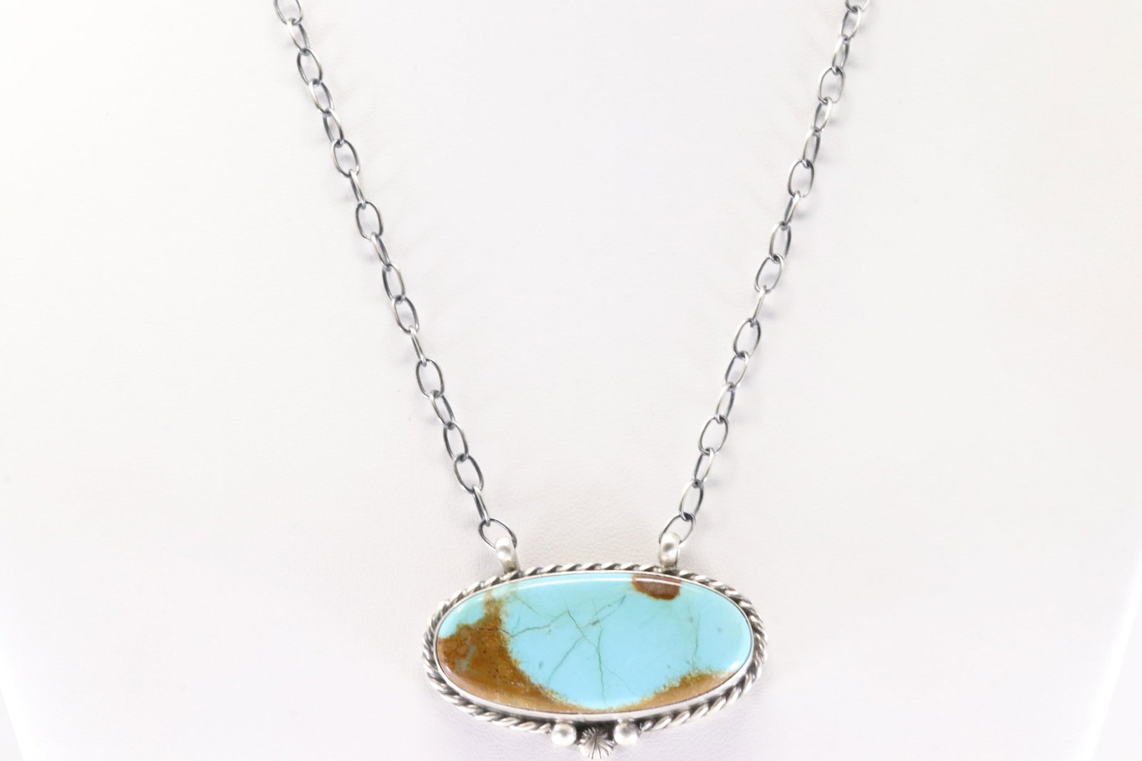 Native America Navajo Sterling Silver Number 8 Turquoise Necklace By Chassity Belone.: This is a Native America Navajo Sterling Silver Number 8 Turquoise Necklace By Chassity Belone. Stamp C Belone. Necklace Length: 16.00.