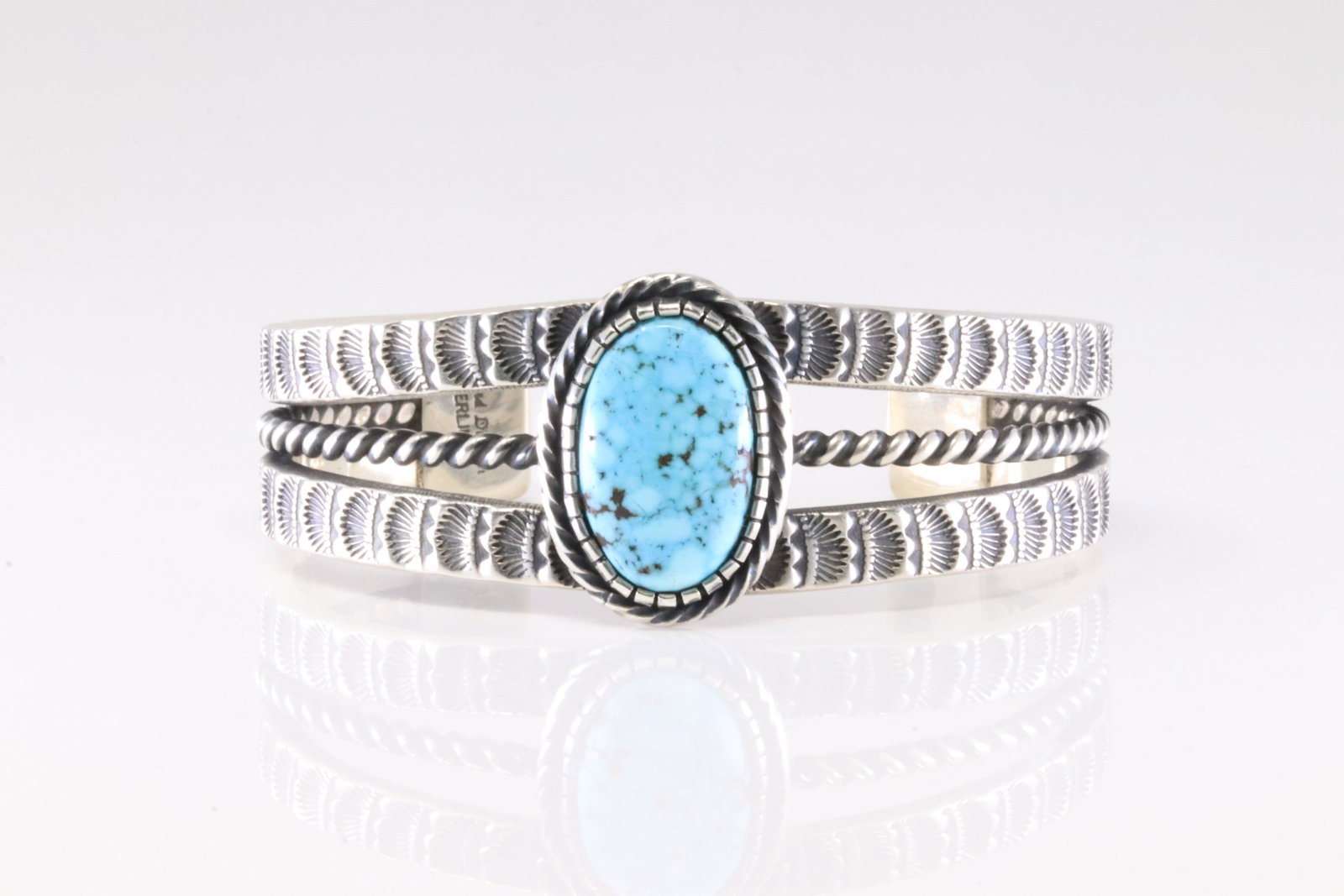 Native America Navajo Sterling Silver Kingman Turquoise Bracelet Cuff By Roland Dixon.: This is a Native America Navajo Sterling Silver Kingman Turquoise Bracelet Cuff By Roland Dixon.