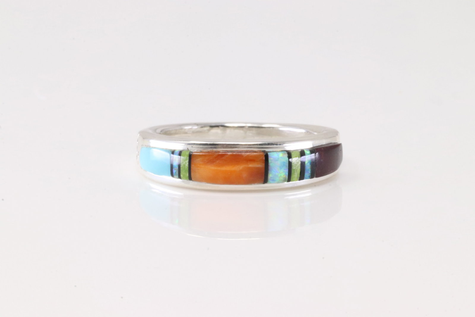 Native America Navajo Sterling Silver Multi-Color Stone Ring By AT.: This is a Native America Navajo Sterling Silver Multi-Color Stone Ring By AT. Stamp AT. Ring Size: 8.00.