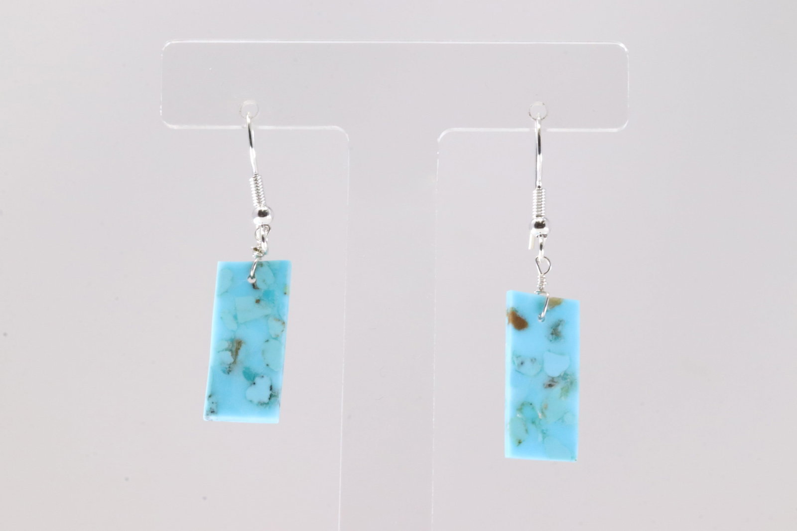 American Sterling Silver Turquoise Dangling Earring's.: This is a American Sterling Silver Turquoise Dangling Earring's.