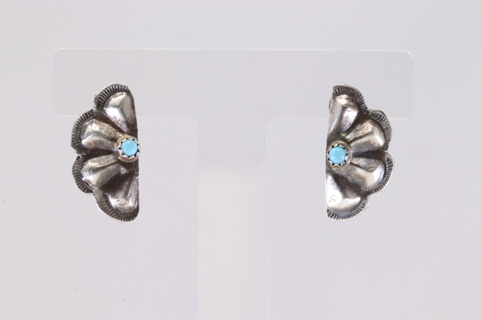 American Sterling Silver Turquoise Post Earring's.: This is a American Sterling Silver Turquoise Post Earring's.