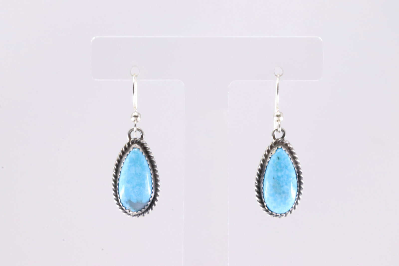 Native American Navajo Sterling Silver Kingman Turquoise Dangling Earring's By Freda Martinez.: This is a Native American Navajo Sterling Silver Kingman Turquoise Dangling Earring's By Freda Martinez.