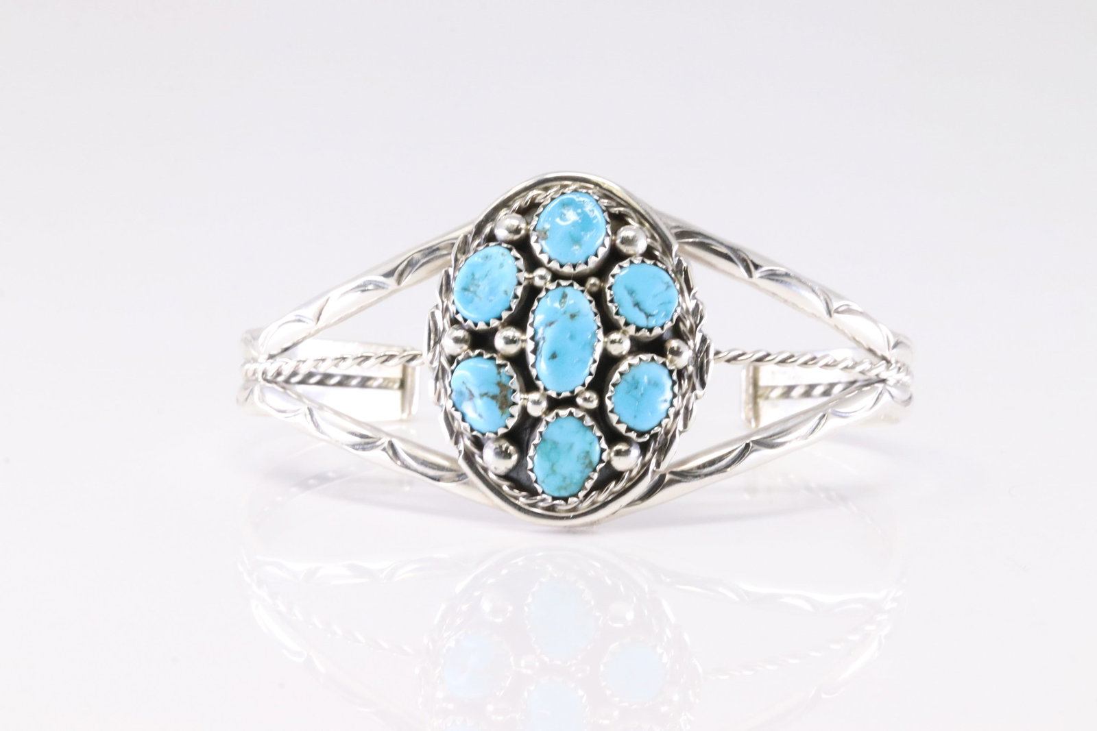 Native America Navajo Sterling Silver Turquoise Bracelet Cuff By M.Chee.: This is a Native America Navajo Sterling Silver Turquoise Bracelet Cuff By M.Chee.
