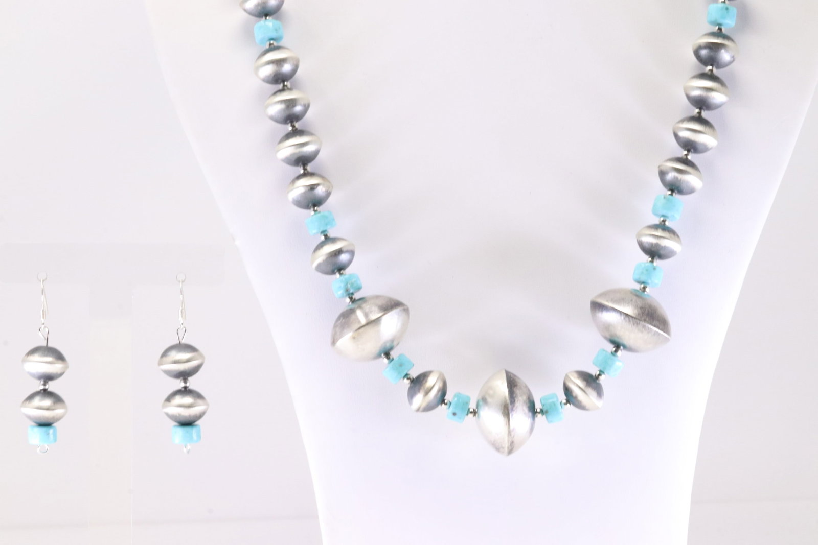 Native America Navajo Sterling Silver Pearl Beaded & Turquoise Necklace & Earring's Set By Amber: This is a Native America Navajo Sterling Silver Pearl Beaded & Turquoise Necklace & Earring's Set By Amber Cooley. Necklace length: 26.00" Stamp A.C.