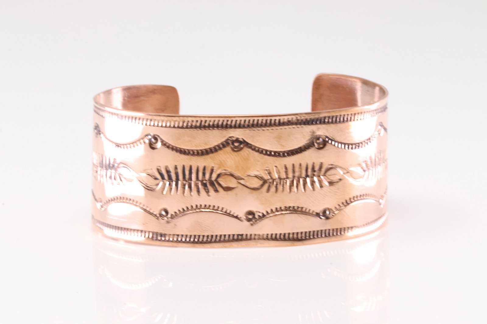 America Navajo Copper Bracelet Cuff.: This is a America Navajo Copper Bracelet Cuff.