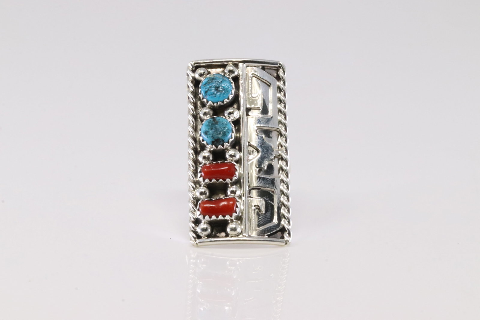 Native America Navajo Sterling Silver Coral & Turquoise Ring By RS.: This is a Native America Navajo Sterling Silver Coral & Turquoise Ring By RS. Stamp RS. Ring Size: 7.00.