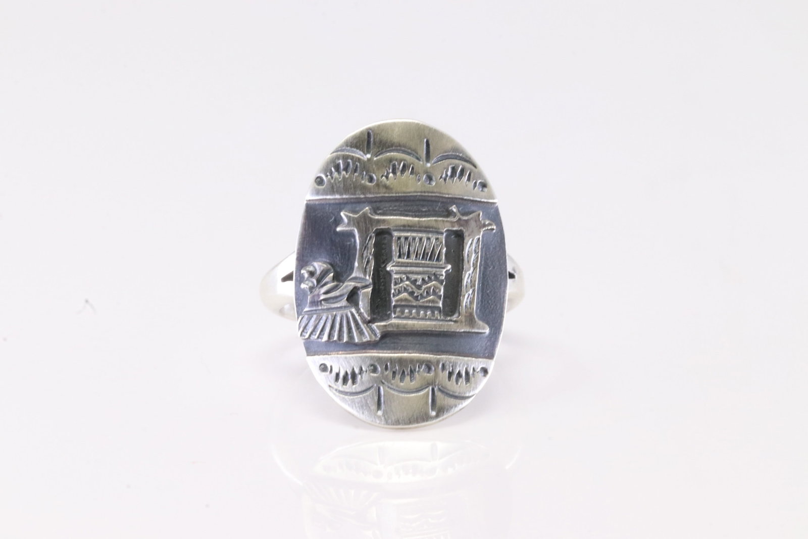 Native America Navajo Sterling Silver Solid Stamped Design Ring By WT. (1 of 4)