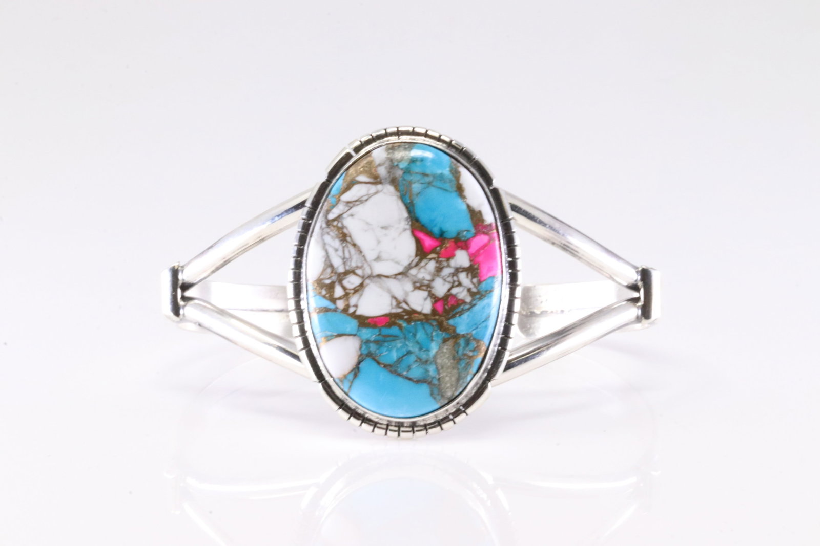 Native America Navajo Sterling Silver Turquoise Compressed Bracelet Cuff By S.E.: This is a Native America Navajo Sterling Silver Turquoise Compressed Bracelet Cuff By S.E.