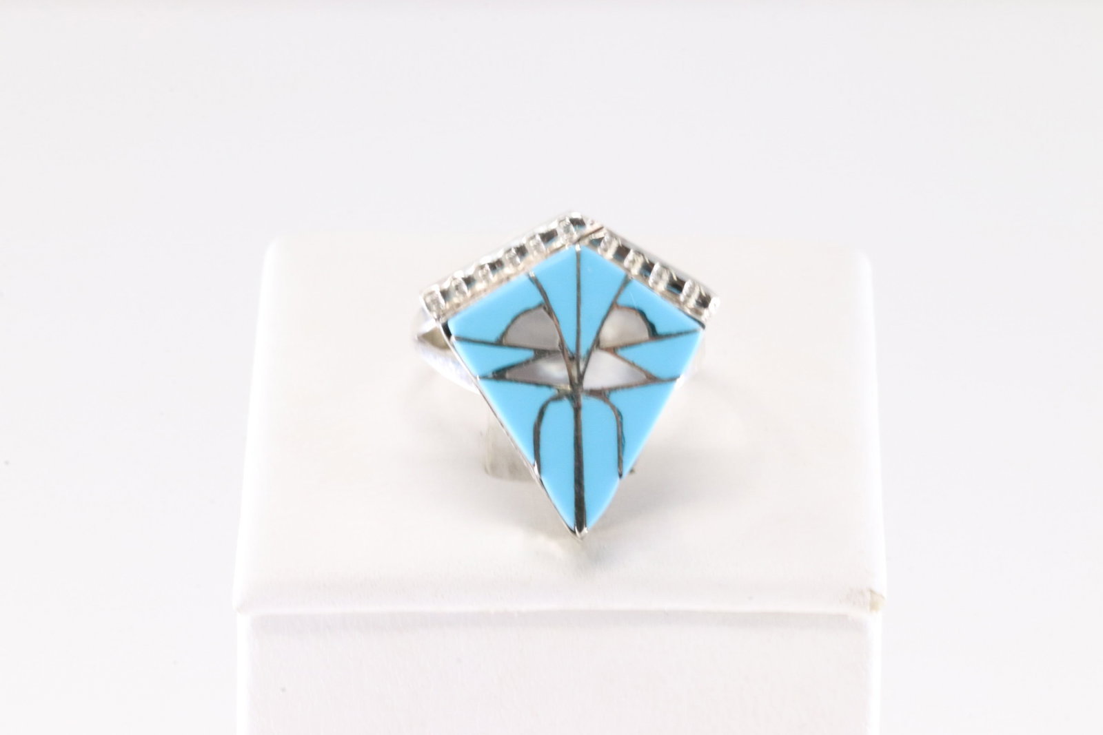 America Sterling Silver Multi-Color Inlay Ring.: This is a America Sterling Silver Multi-Color Inlay Ring. Ring size: 6.25.