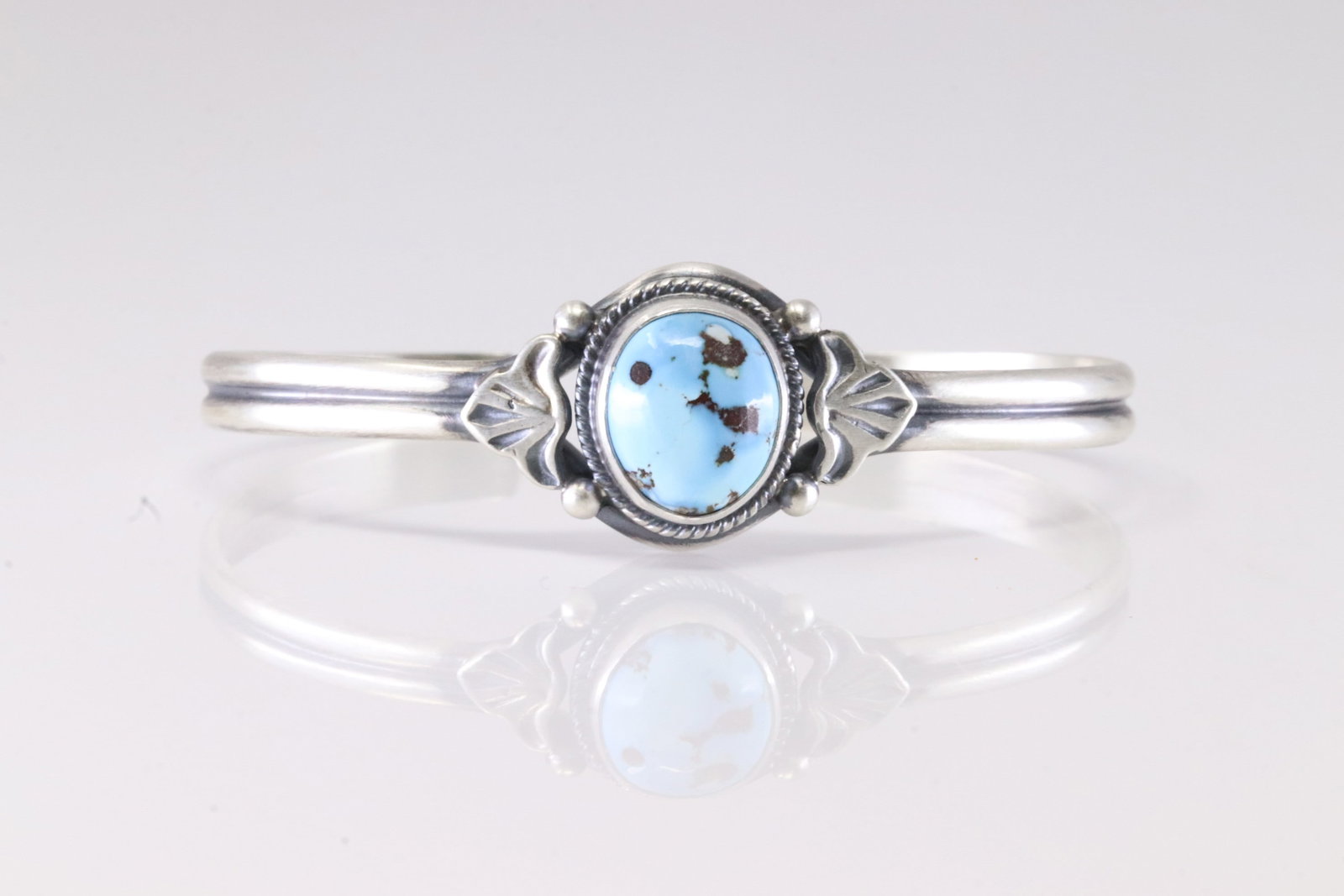Native America Navajo Sterling Silver Golden Hill Turquoise Bracelet Cuff By S.: This is a Native America Navajo Sterling Silver Golden Hill Turquoise Bracelet Cuff By S. Stamp S.