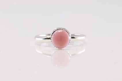 America Sterling Silver Pink Conch Ring.