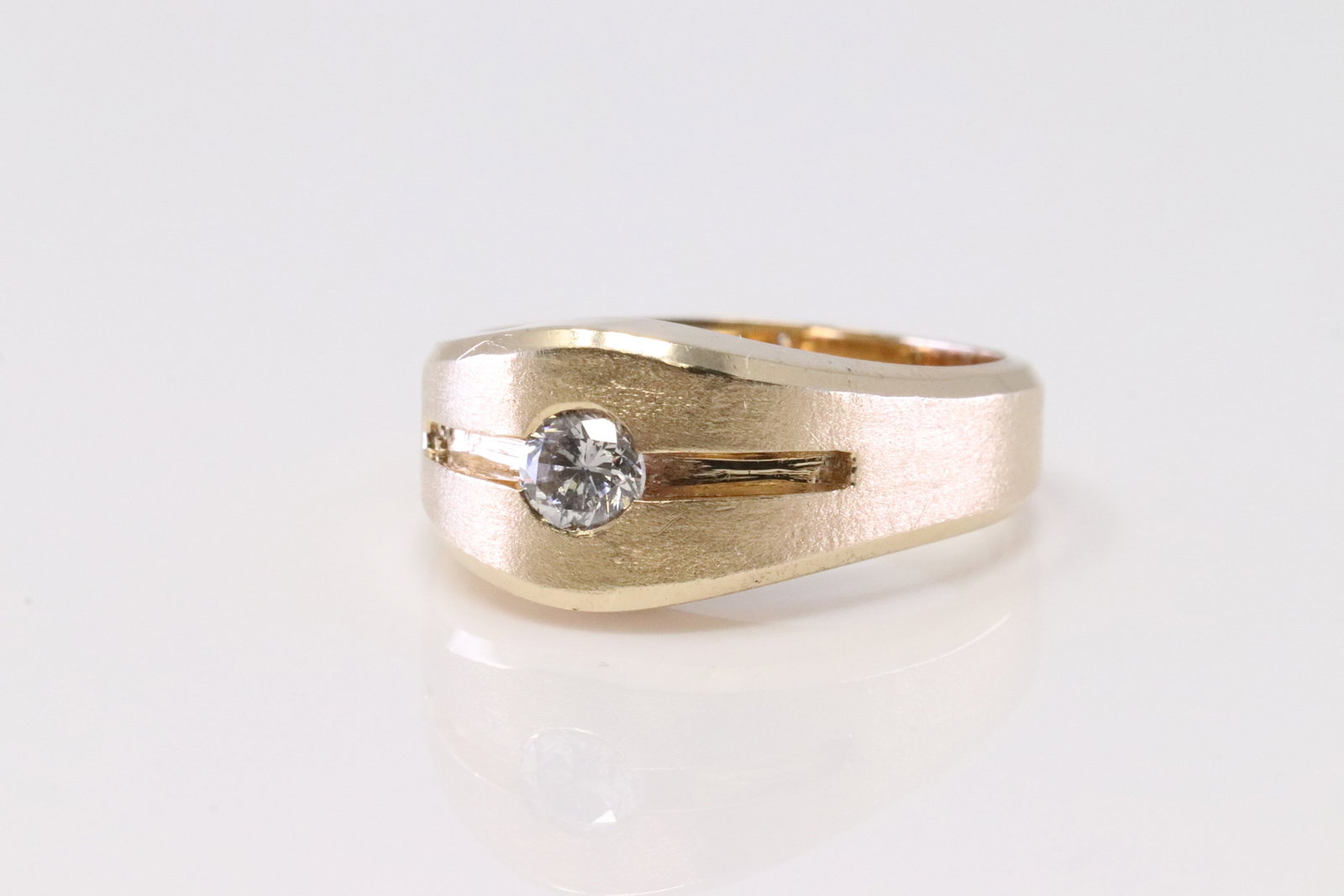 Diamond Ring 14Kt. - 2