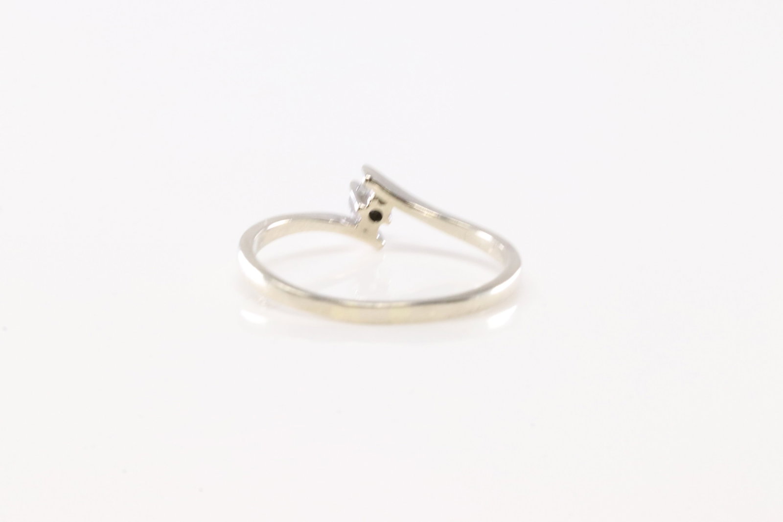 Diamond Ring 10Kt. - 4