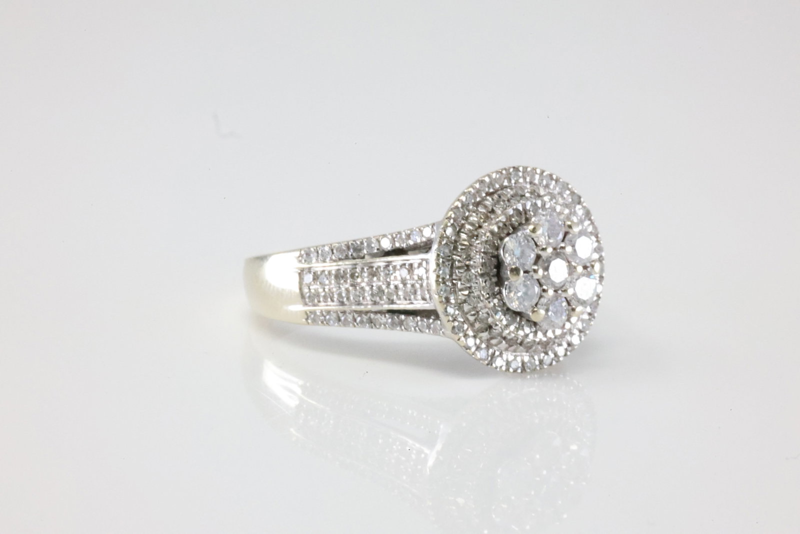 Diamond Ring 14Kt. - 2