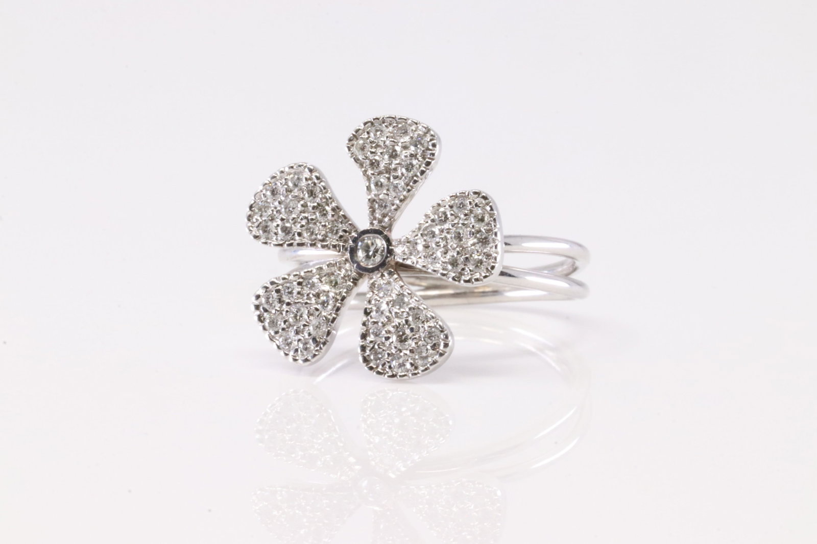 Diamond Ring 14Kt. - 3
