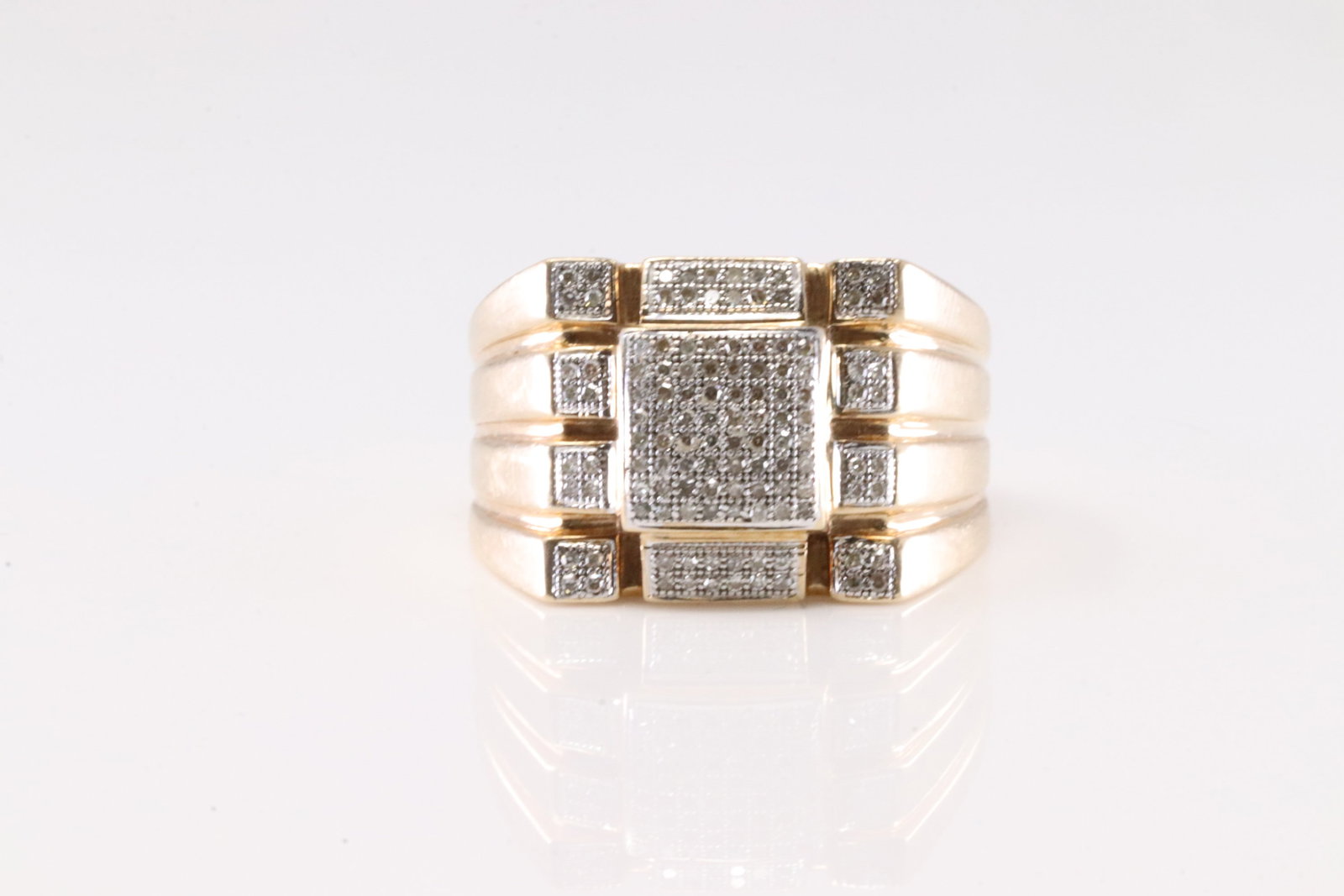 Elegant Diamond Ring 10Kt.: 10Kt Yellow Gold Diamond Ring. This Elegant Ring has Design with Sparkling Diamonds. Ring size: 10.00. Total weight: 8.20 Grams.