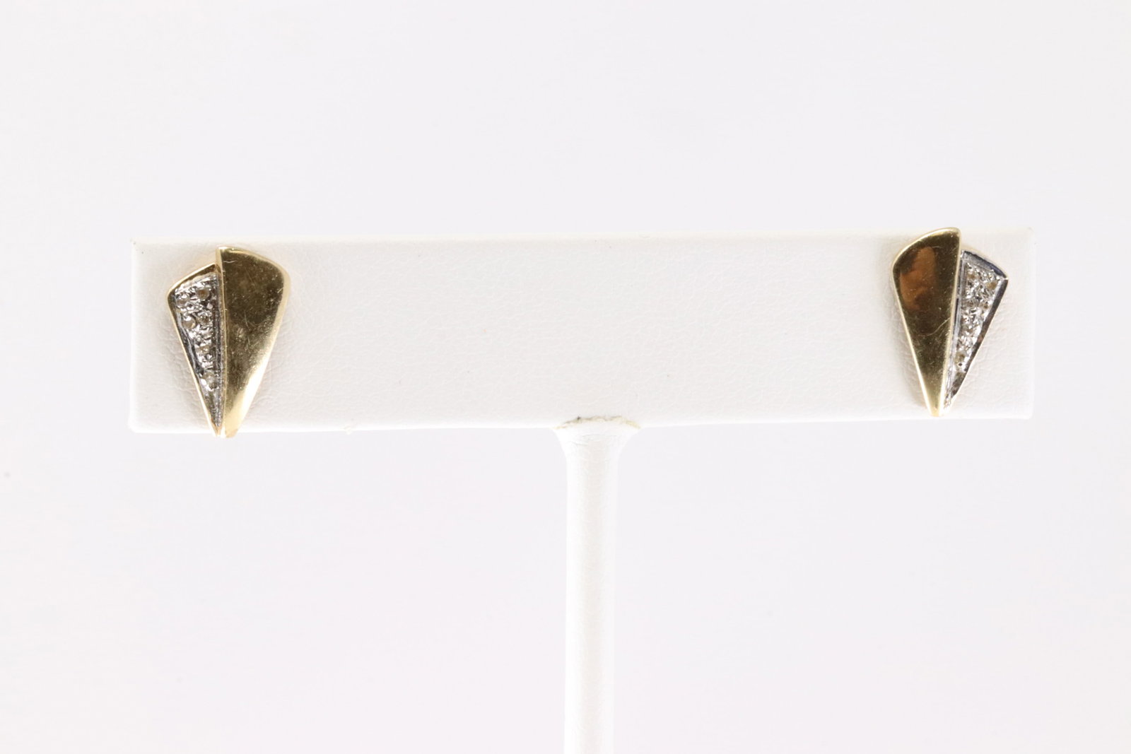 Diamond Stud Earring 14Kt. - 3