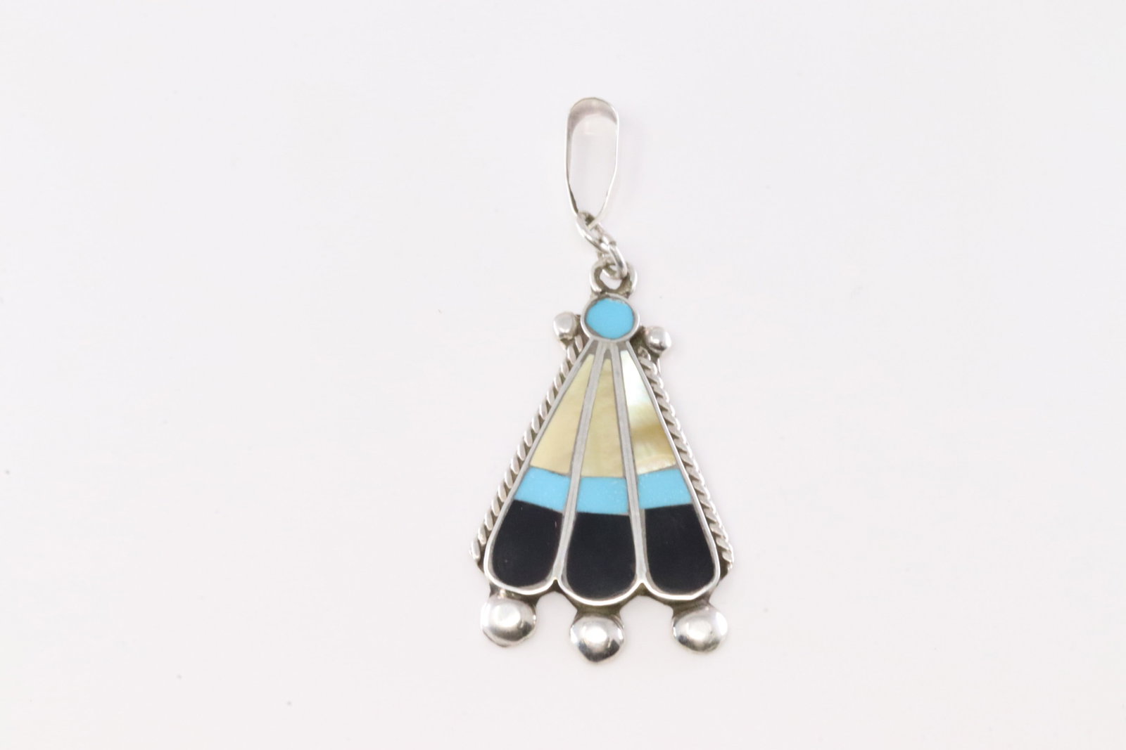 America Sterling Silver Multi-Color Stone Inlay Pendant.: This is a America Sterling Silver Multi-Color Stone Inlay Pendant.