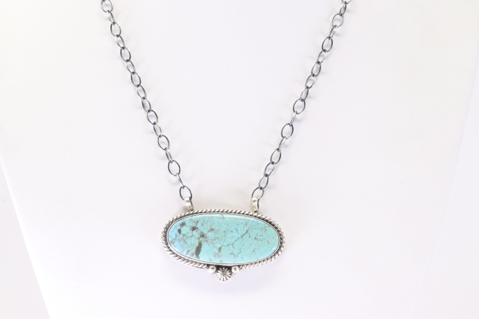 Native America Navajo Sterling Silver Number 8 Turquoise Necklace By Chassity Belone.: This is a Native America Navajo Sterling Silver Number 8 Turquoise Necklace By Chassity Belone. Stamp C. Belone. Necklace Length: 16.00.